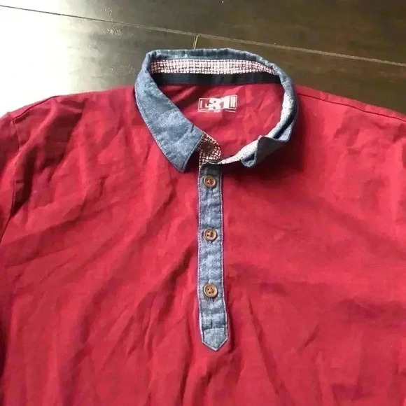 🌸3/$30🌸le 31 Simons | Burgundy collared t-shirt - Picture 3 of 7